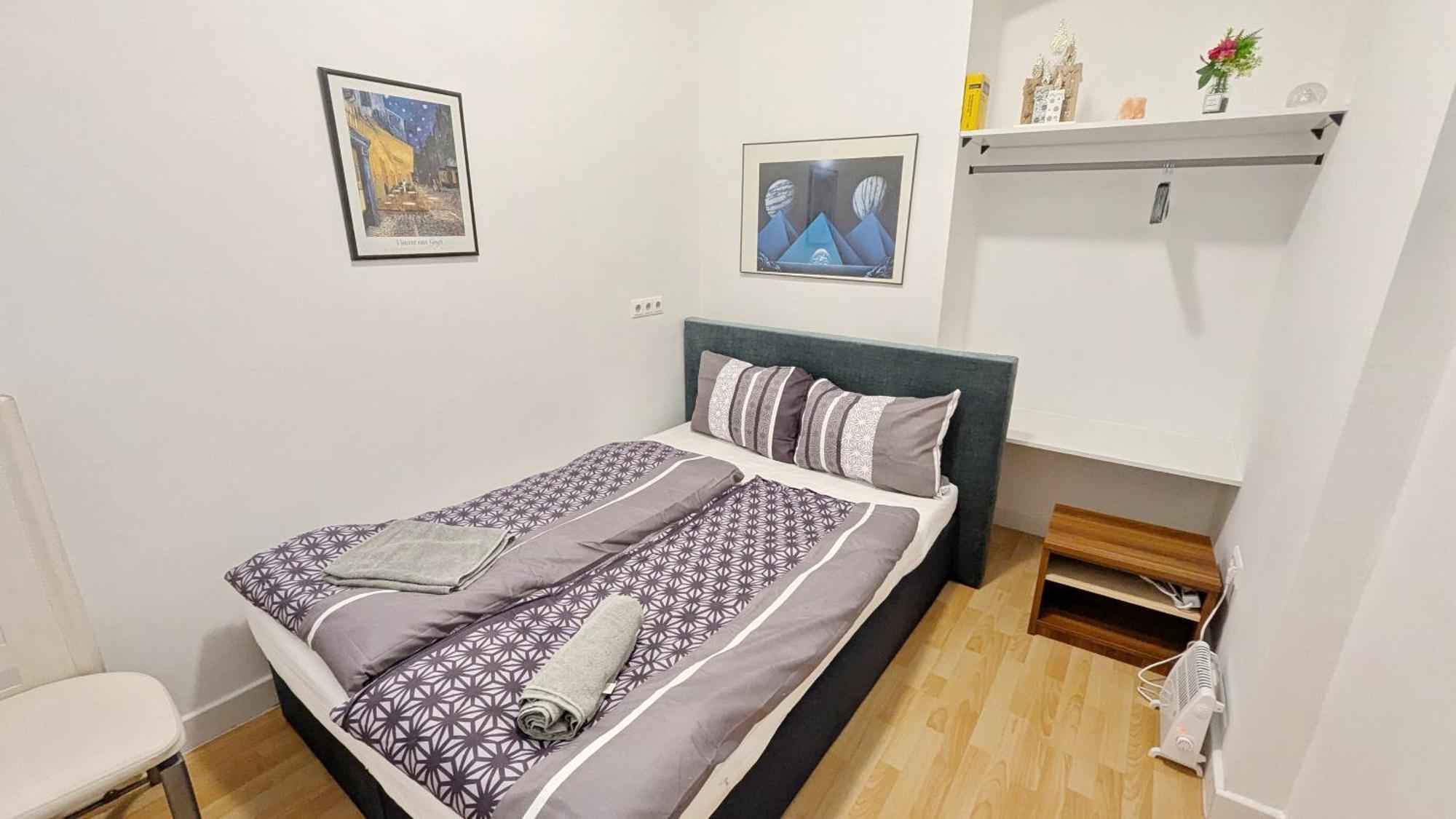 Cozy Rooms In Lugner City Area เวียนนา ภายนอก รูปภาพ